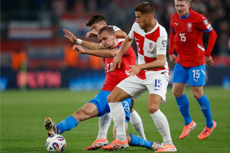 Czech Republic gặp khó khi tiếp đón Croatia