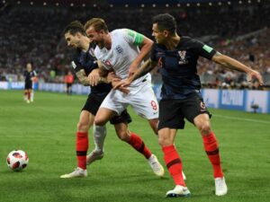 Croatia gặp khó khi tiếp đón Anh